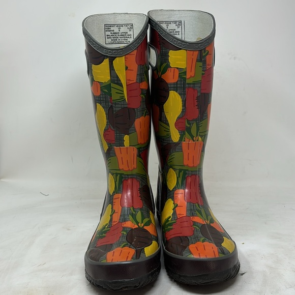 Women’s Bogs veggie rain boots size 6 - Picture 2 of 5